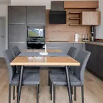 Corner 28 Apartman *