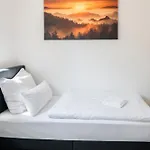 Corner 28