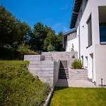 Corner 28