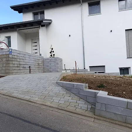 Corner 28 *