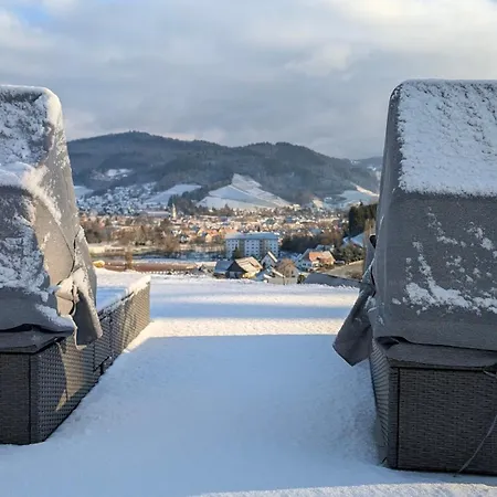 Corner 28